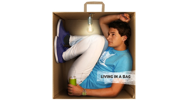 living-in-a-bag_m